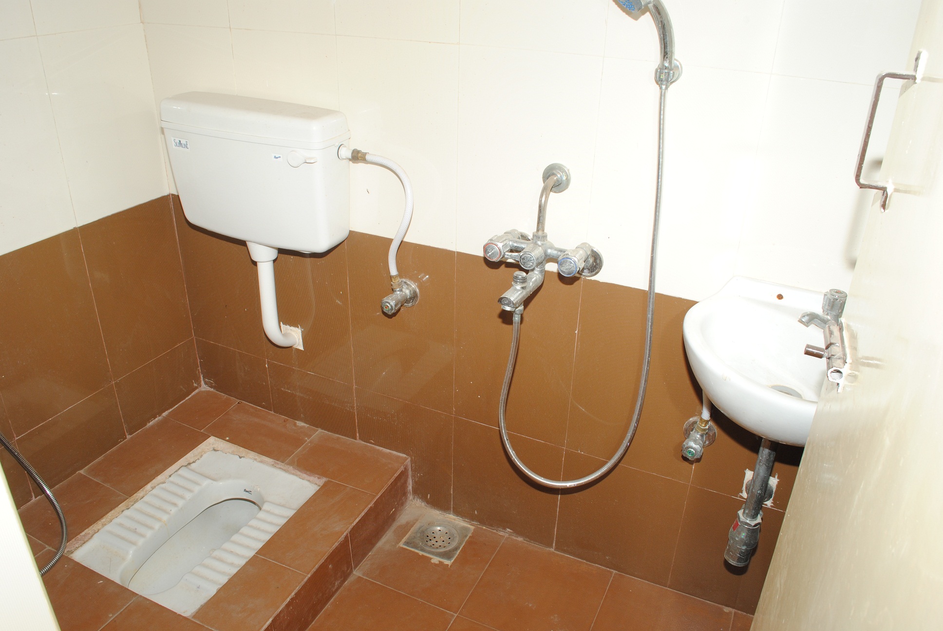 Ready to move 2 BHK Apartments for sale at seneerkuppam
